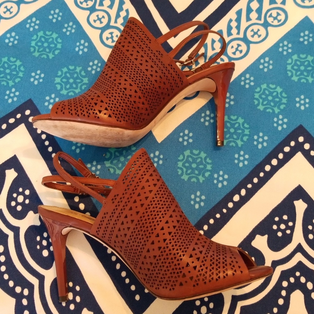 Antonio Melani peep toe heel